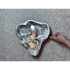 Wilton 1994 Power Rangers Cake Pan Mold